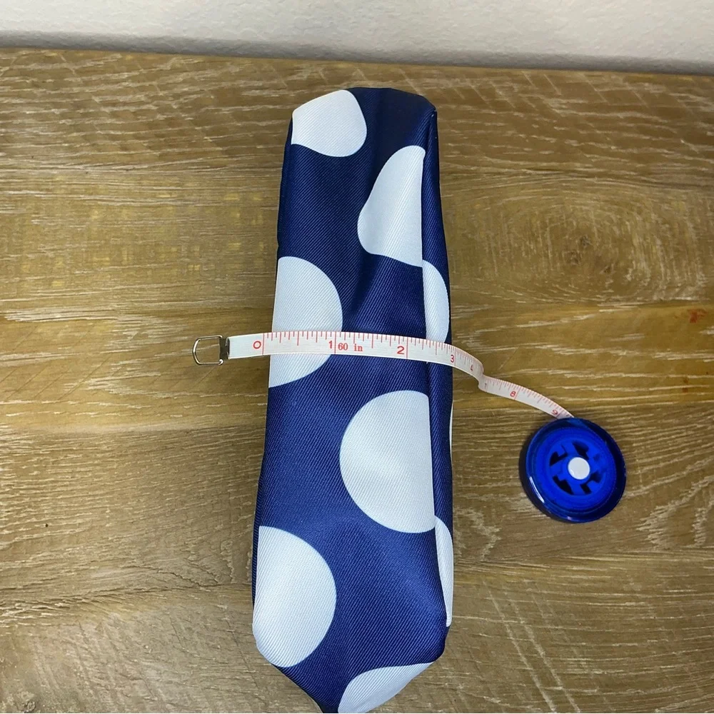 Clinique x kate spade White & Navy Cosmetic Bag